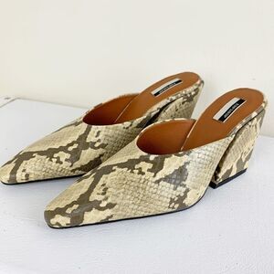 ‎Topshop Gwenie Vegan Snake Mules Chunky Heel